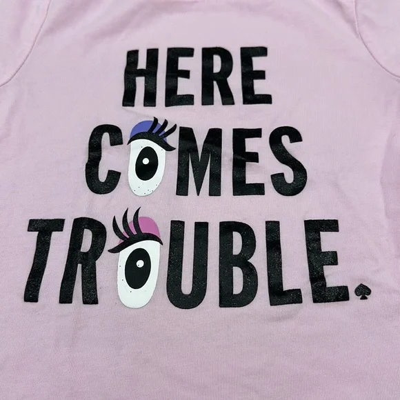 Kate Spade ♠️ Pink Here Comes Trouble Girls T-Shirt Size 5 - Picture 2 of 5